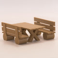 Parkbänke mit Tisch